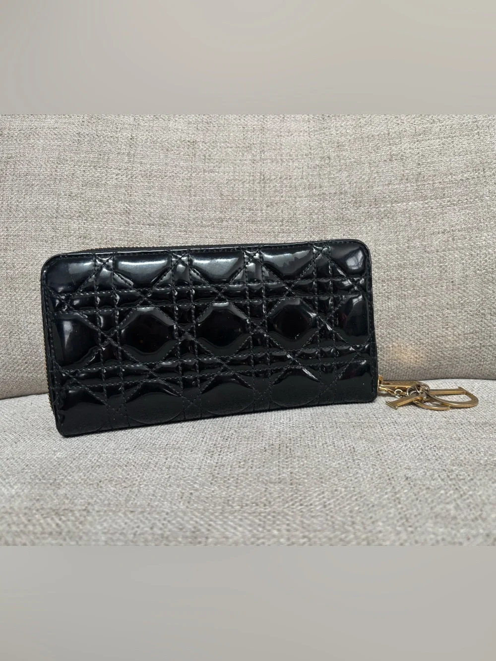Dior date authenticity